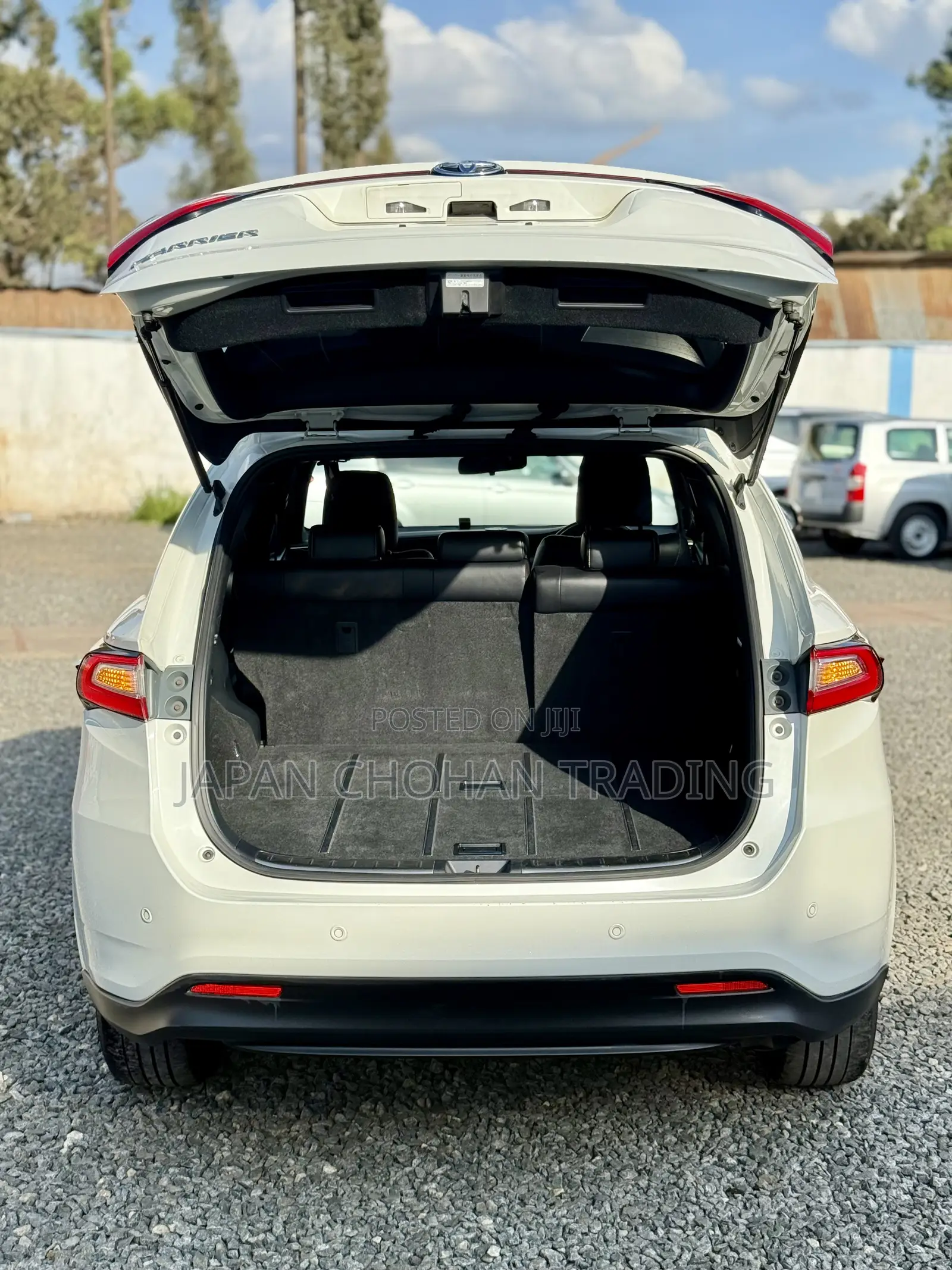 Toyota Harrier 2018 White