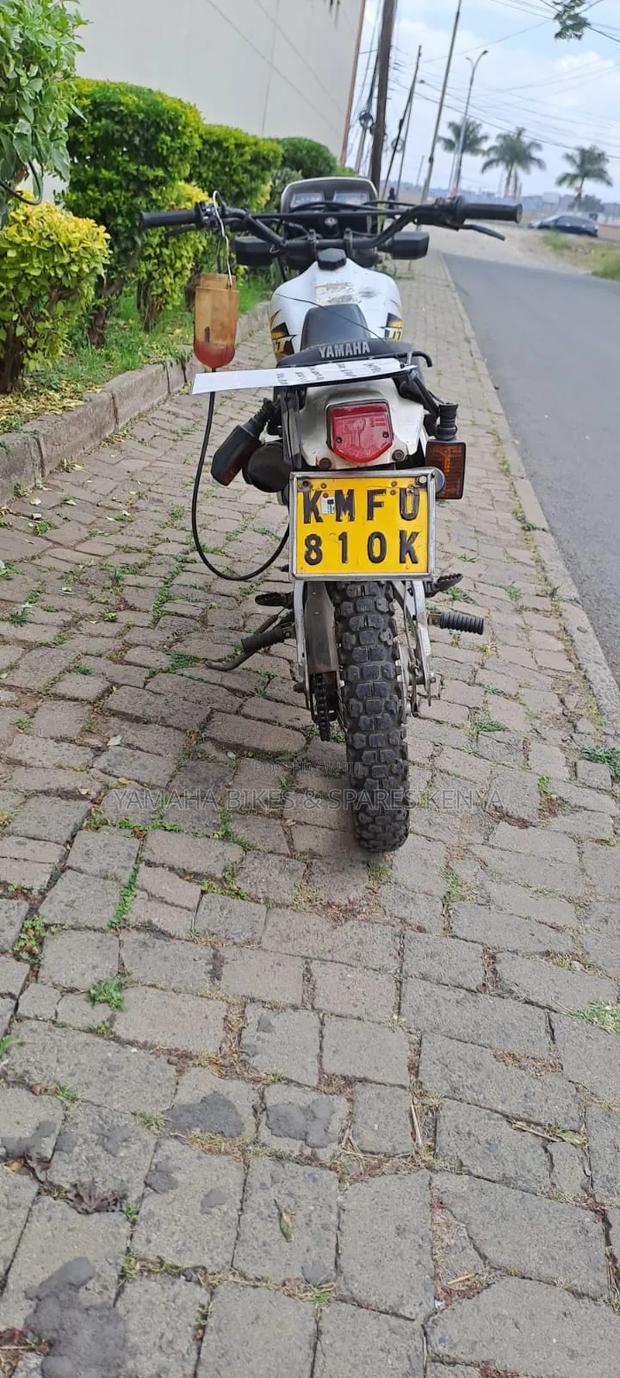 Yamaha DT 175 2019 White - thumbnail 2