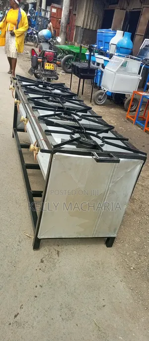 Closed Commercial Green Burner Gas