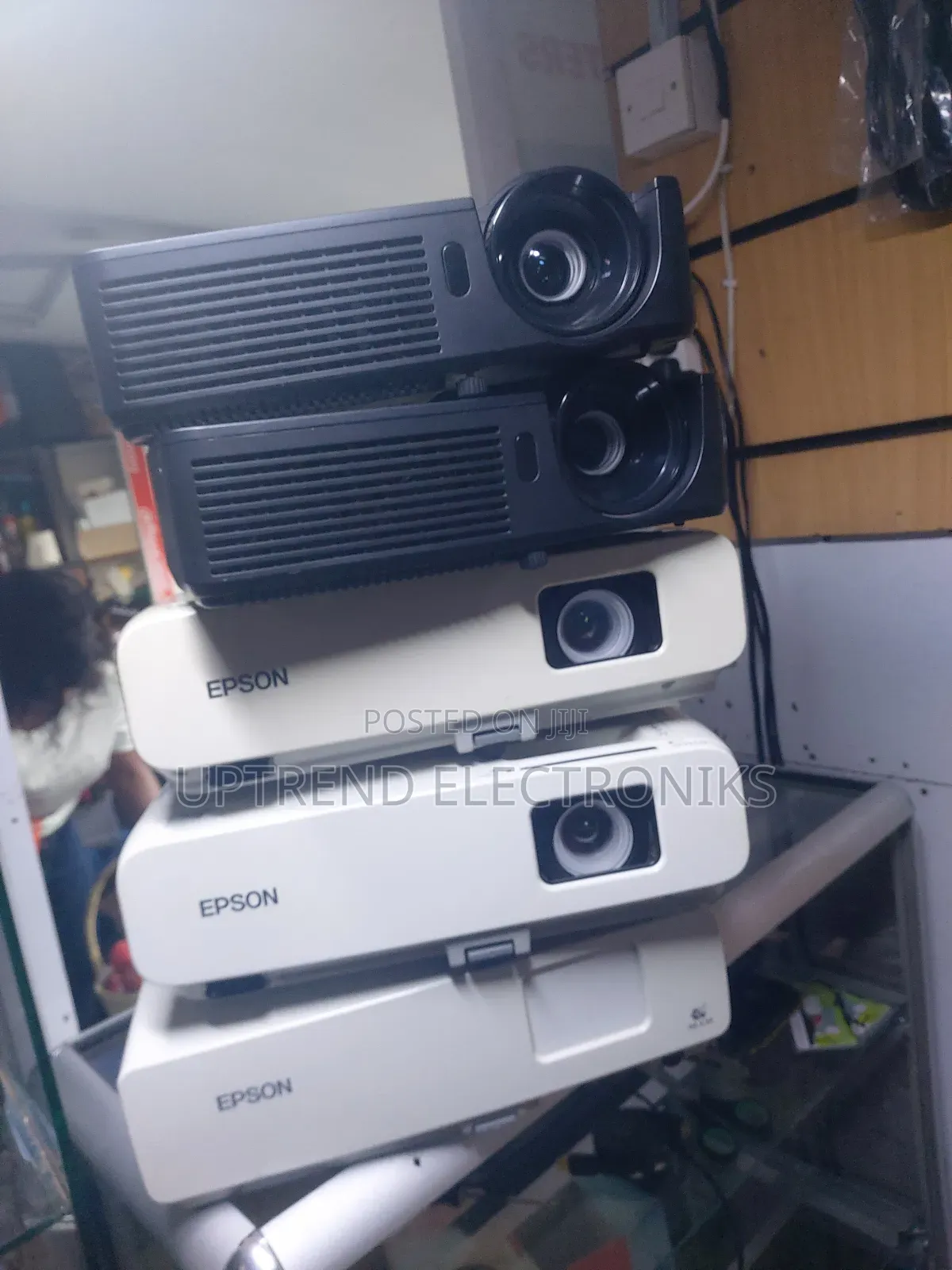 Premium Ex-Uk Projector – Clean Durable Performance