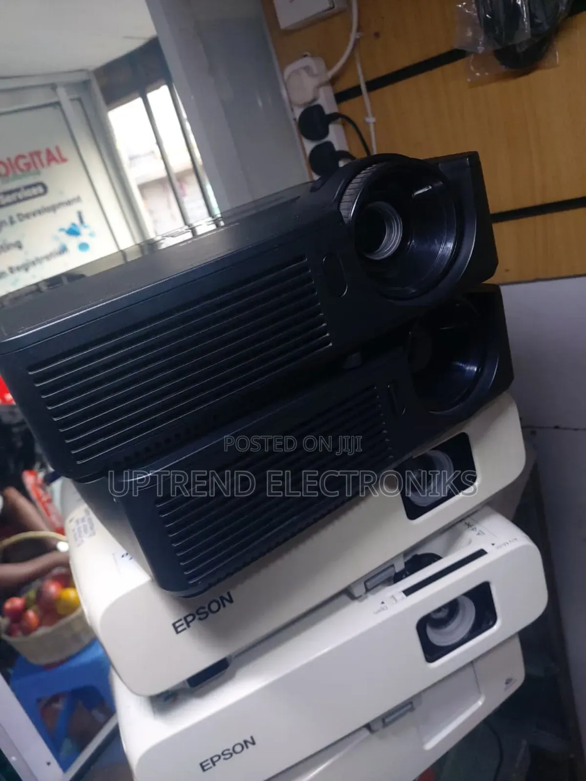 Grade a Ex-Uk Projector – Ultra Clean Super Sharp