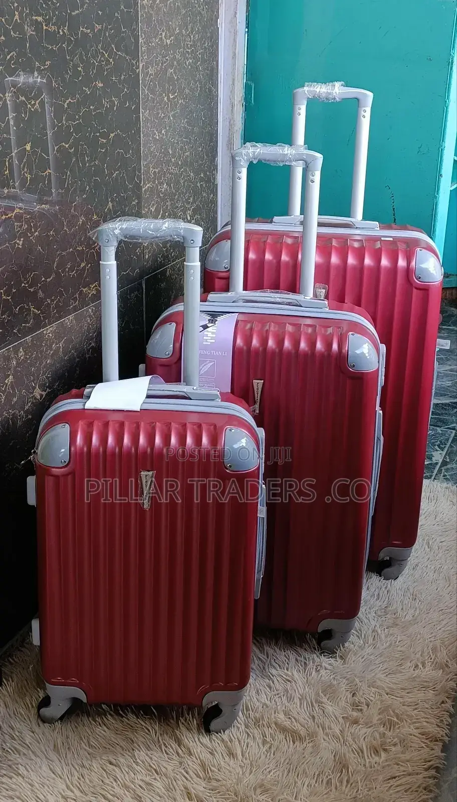 Smart Travel Suitcase Set
