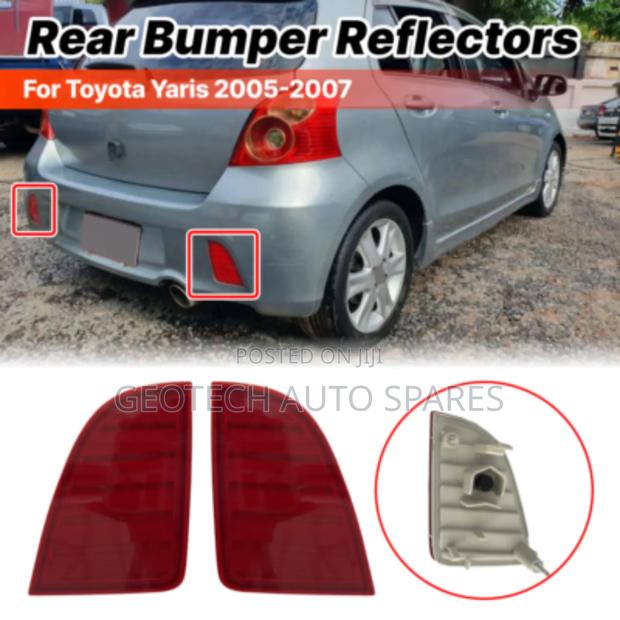 Toyota Vitz / Yaris Rear Bumper Reflector