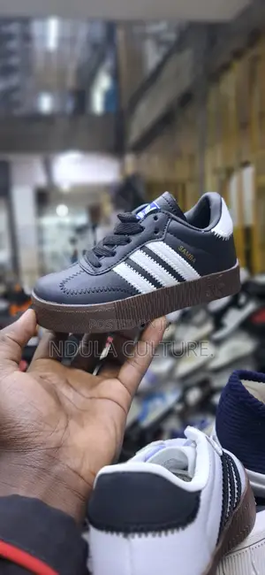 Adidas Samba Kidz Size 27—To—-35