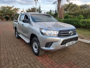 Toyota Hilux 2018 Gray