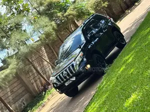 Toyota Land Cruiser Prado 2.8 D-4D 2016 Black