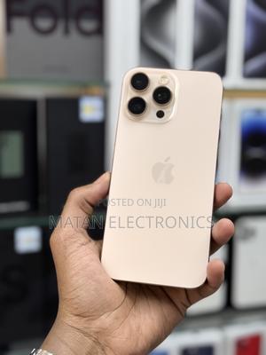 Apple iPhone 16 Pro Max 256 GB Gold - main view