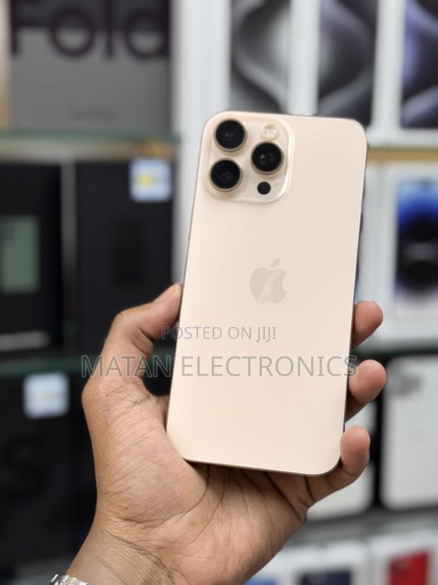 Apple iPhone 16 Pro Max 256 GB Gold