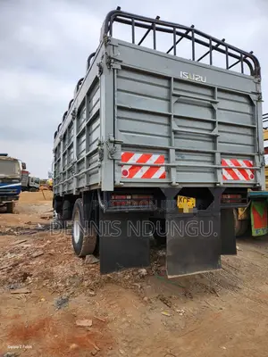 Isuzu FSR Truck