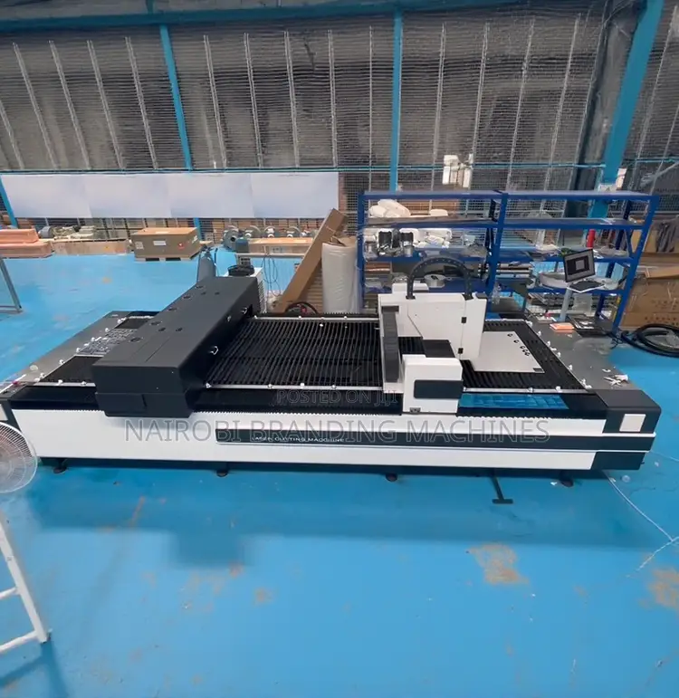 130cm*250cm 2000w Fiber Laser Cutting Machine for Steel