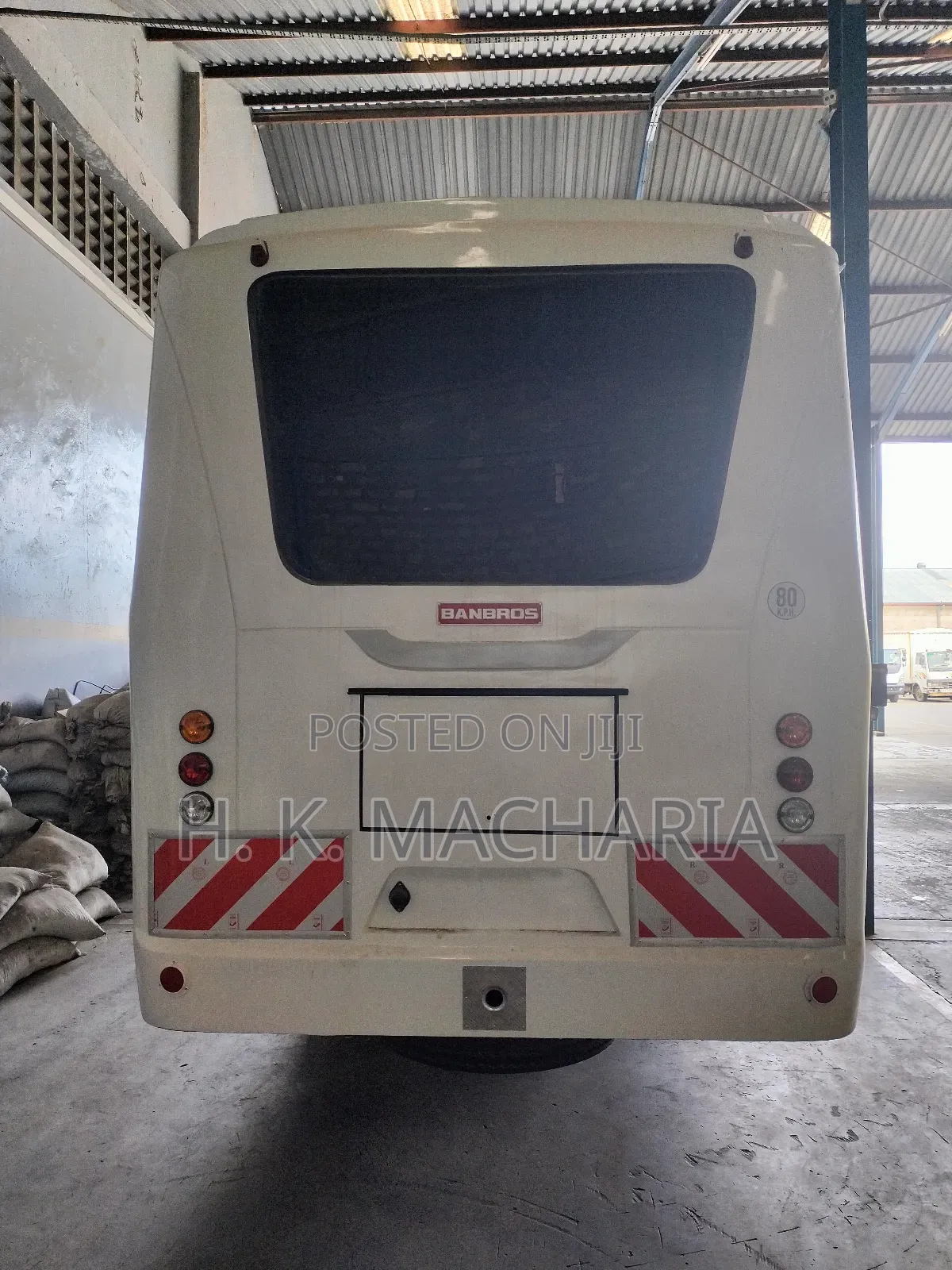 New Tata Starbus Ultra Skool 2025 White