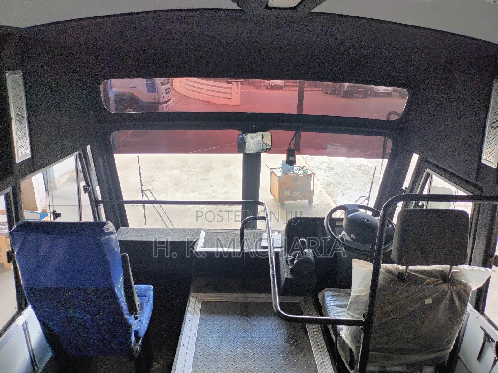 New Tata Starbus Ultra Skool 2025 White