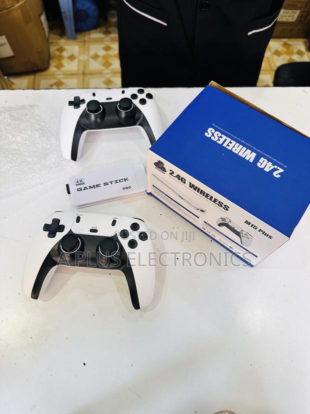 M15 Handheld Gamestick Console - main view