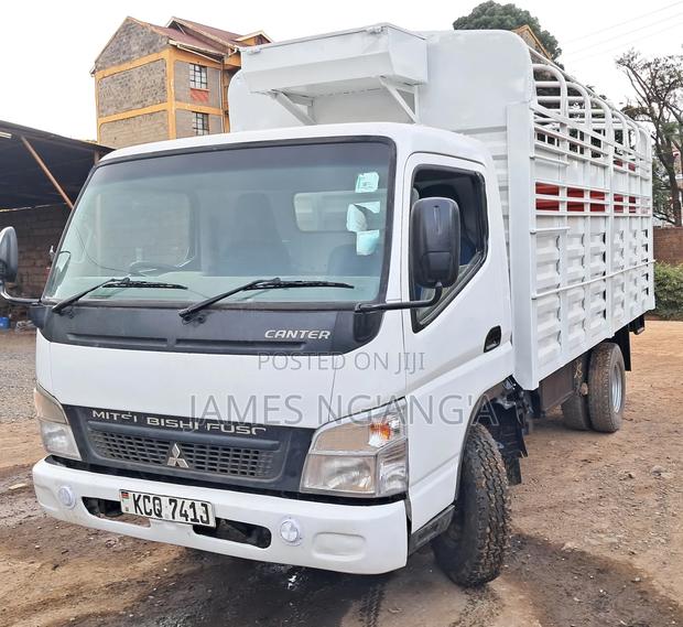 Mitsubishi Canter Fe84 Lorry/Tru7ck 2017 - main view