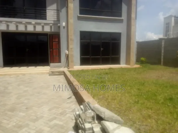 4bdrm Maisonette in Kalimoni for rent