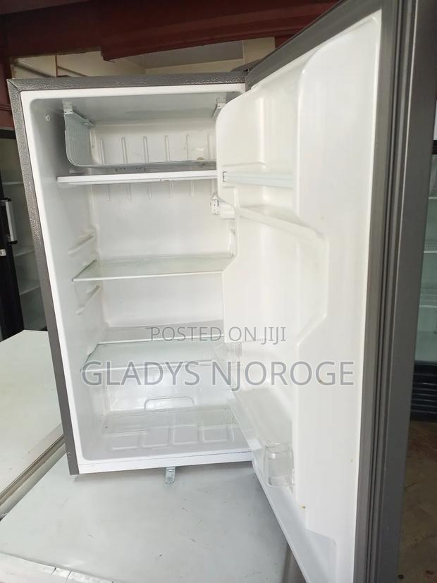 Roch Medium Fridge (100l) - thumbnail 5