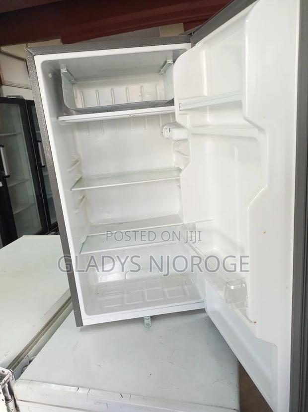 Roch Medium Fridge (100l) - thumbnail 6