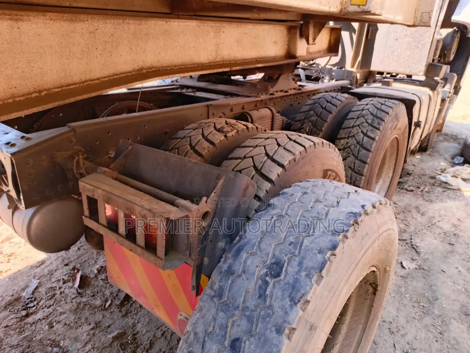 Clean Faw J380 Prime Mover KCX in Pristine Condition