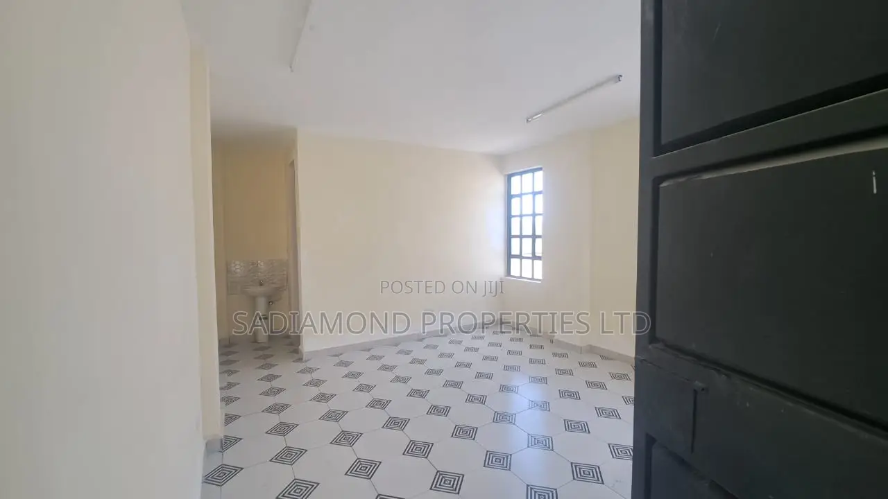 Spacious 4,000 SQFT Warehouse for Rent in Mlolongo