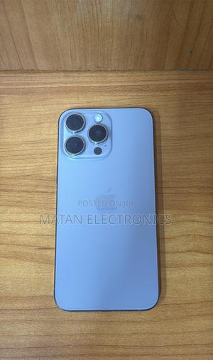 Apple iPhone 13 Pro Max 256 GB Blue - main view