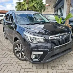 Subaru Forester Premium AWD 2019 Black