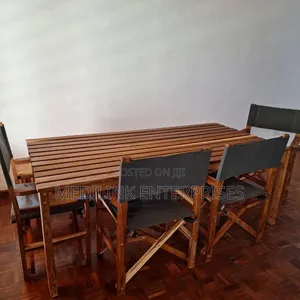 Wooden Foldable Set With a Solid Table