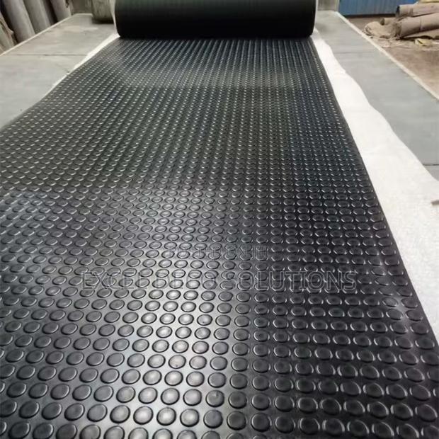 Heavy Duty Coin Rubber Mat – Industrial Quality