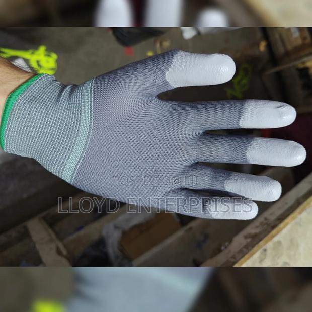 Anti-cut Quality Gloves - main view