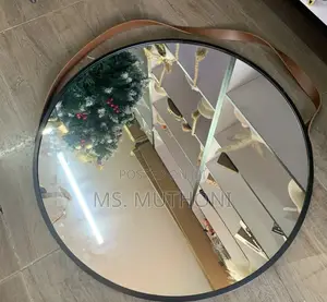 Round Hanging Mirror With Strap Decorative Wall Mirror 60cm*