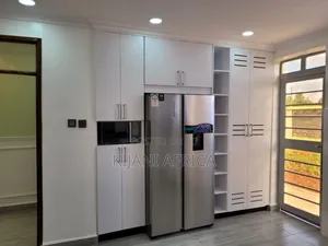 4bdrm Maisonette in Kamulu for sale