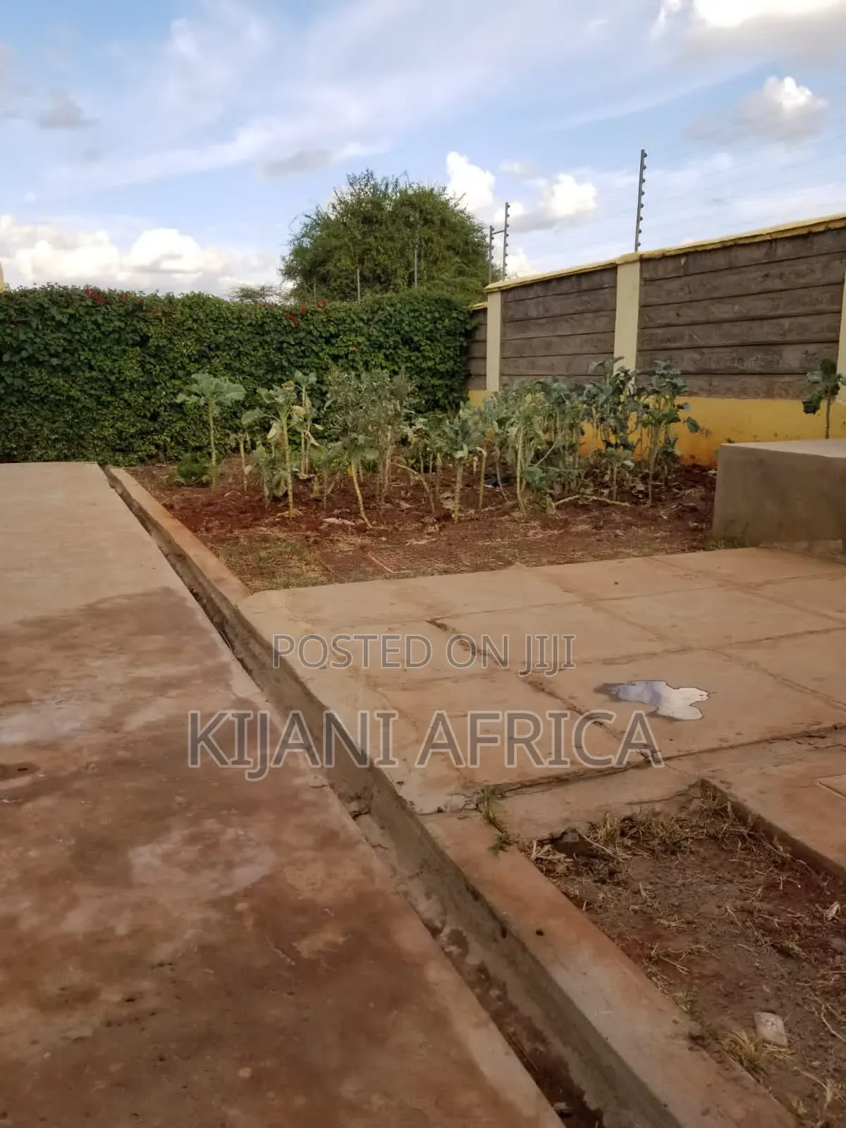 4bdrm Maisonette in Kamulu for sale