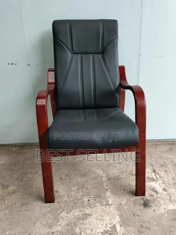 Executive Visitors Chair