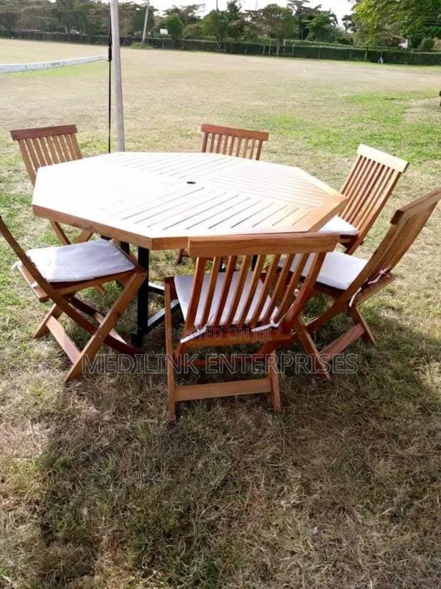 6_s3ater Garden Table Set - main view