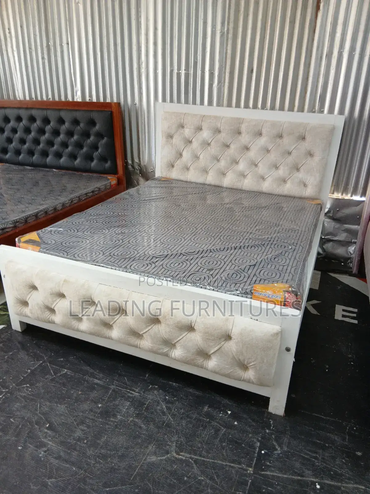 Cream Mocket Bed 5x6