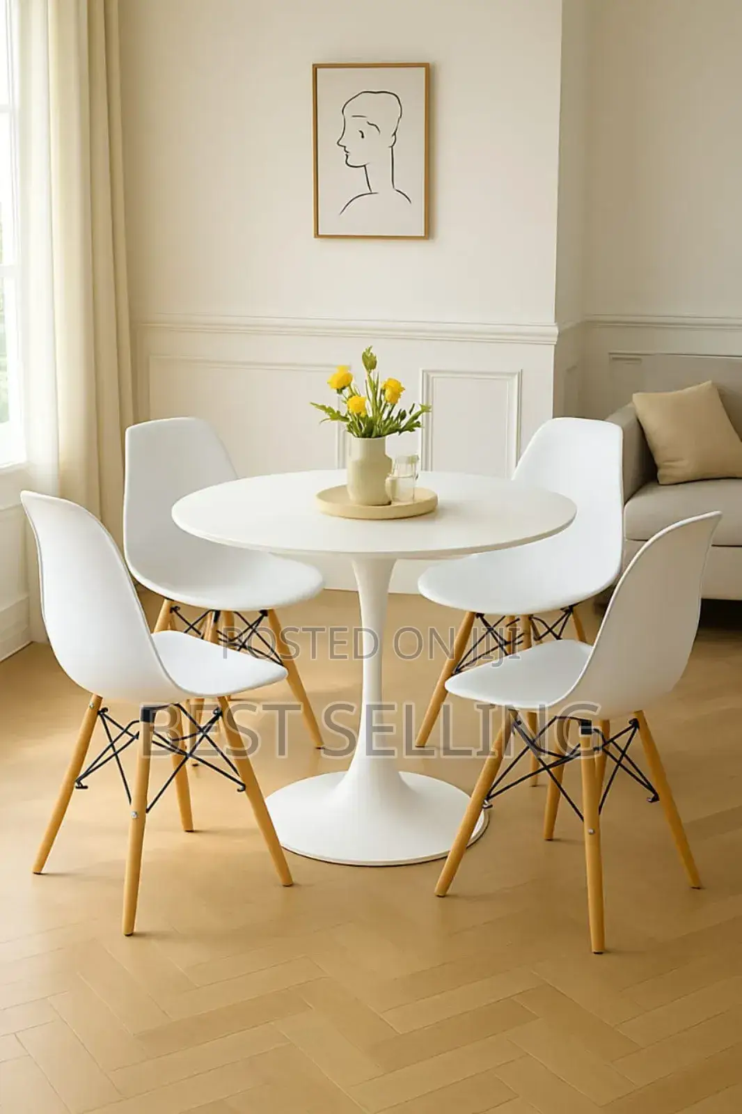 Round Eamas Table and Chairs