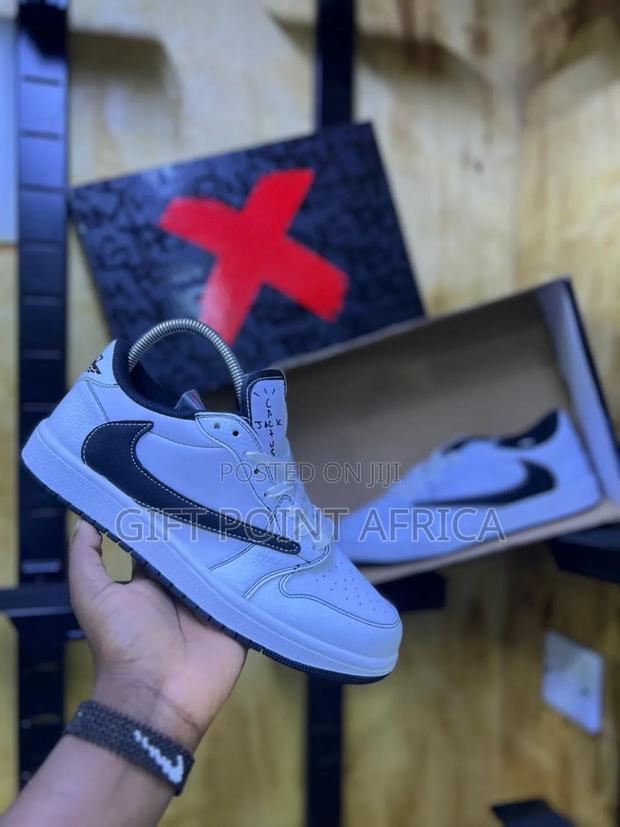 Nike Air Jordan 1 Low Travis Scott Sneakers - main view