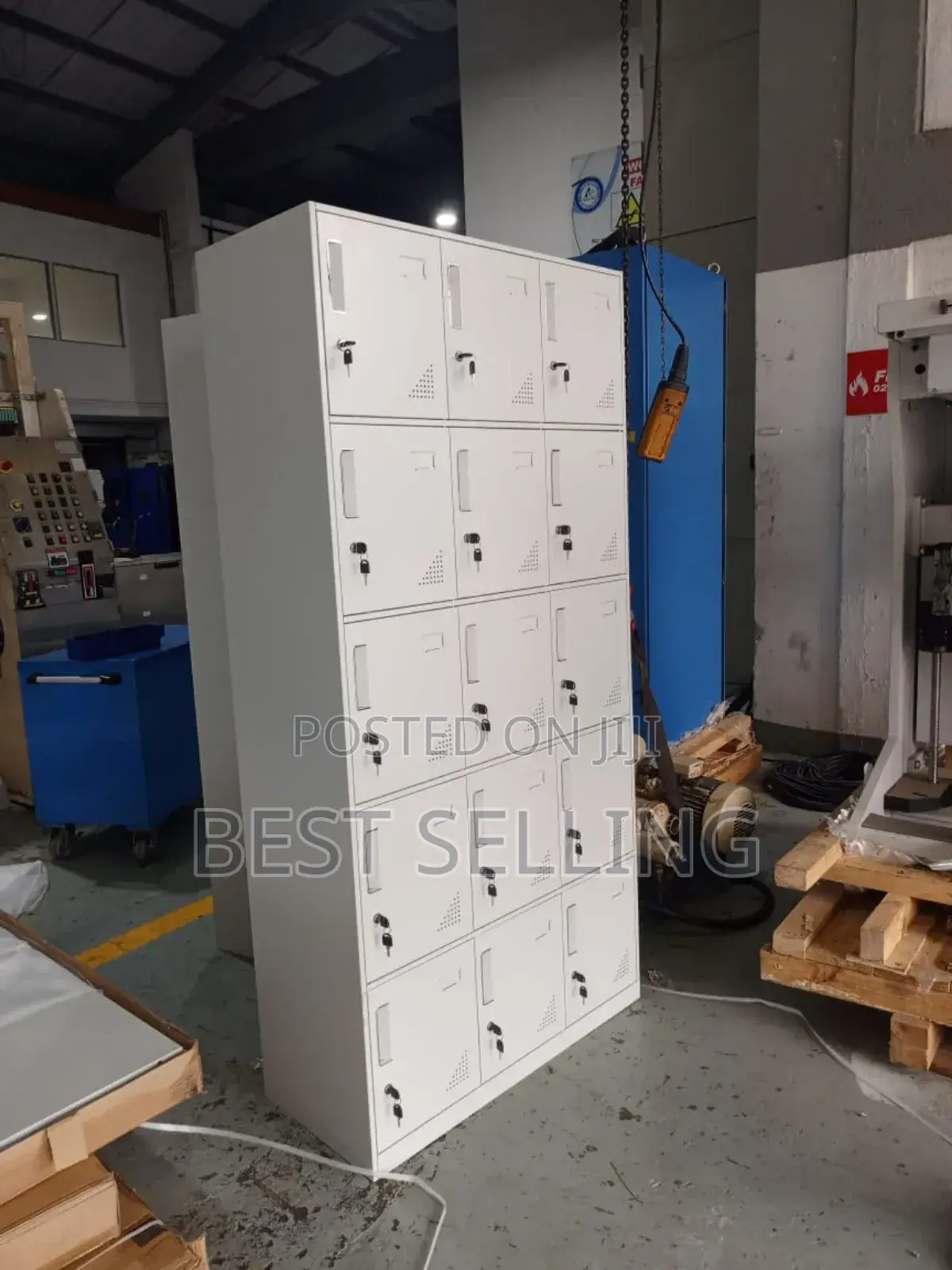 15 Door Gym Cabinet