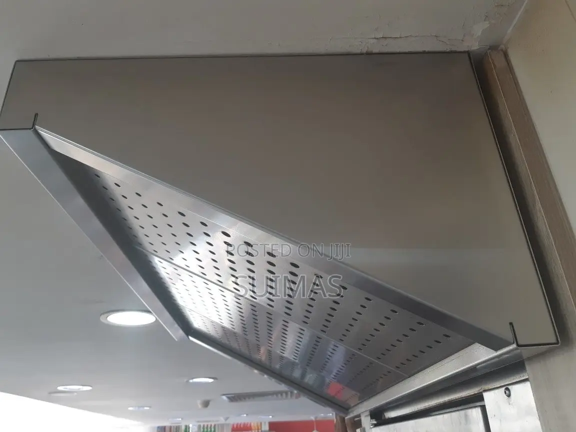 Hotel and Restaurant Kitchens