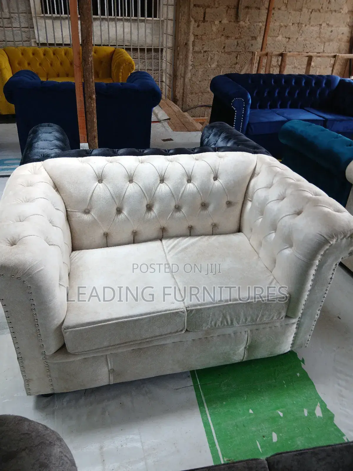 2seater Cream Chester
