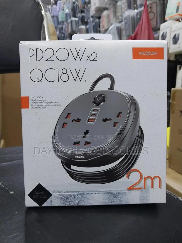 Moxom Mx-St25 6-in-1 Power Strip Socket.