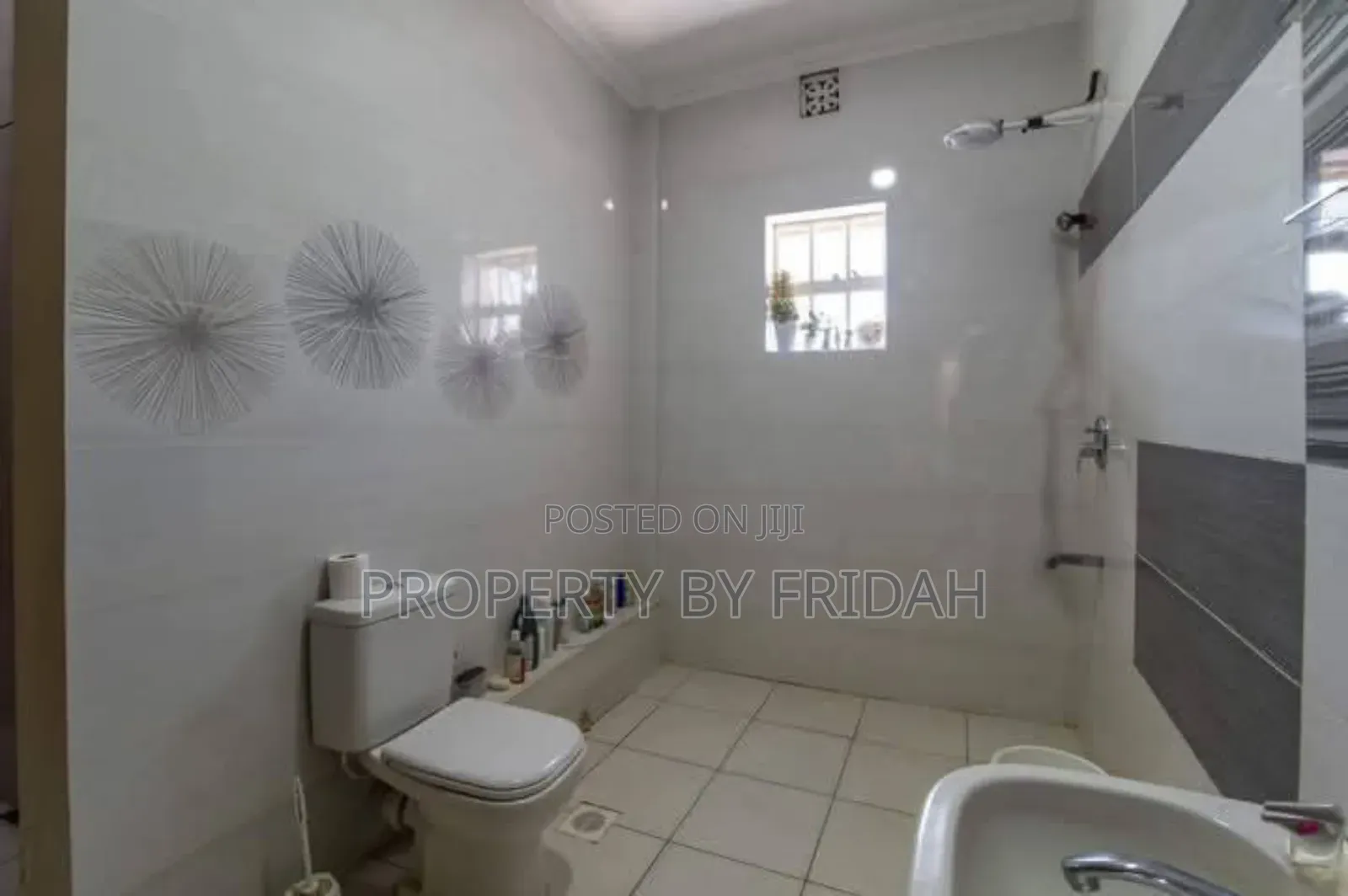 4bdrm Mansion in Kitengela for sale