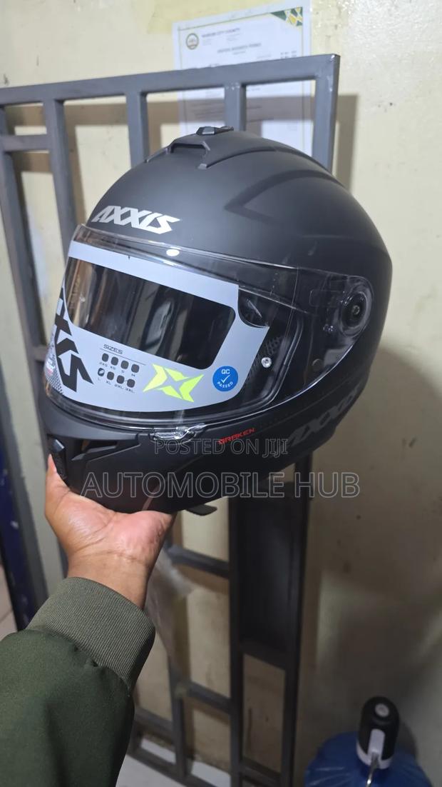 High-quality Axis Motorbike Helmet – Durable, Safe & Stylish - main view