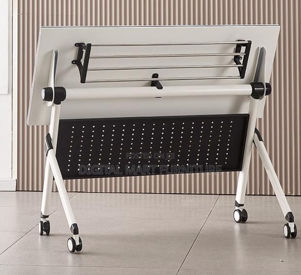 Modern 4 Leg Display Unity Employees Meeting Table - thumbnail 11