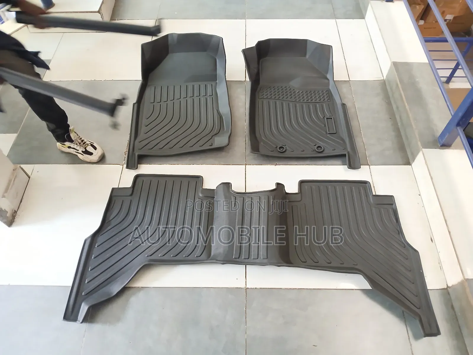 Isuzu Dmax Floor Mats 2015 + Waterproof, Non‐Slip Heavy