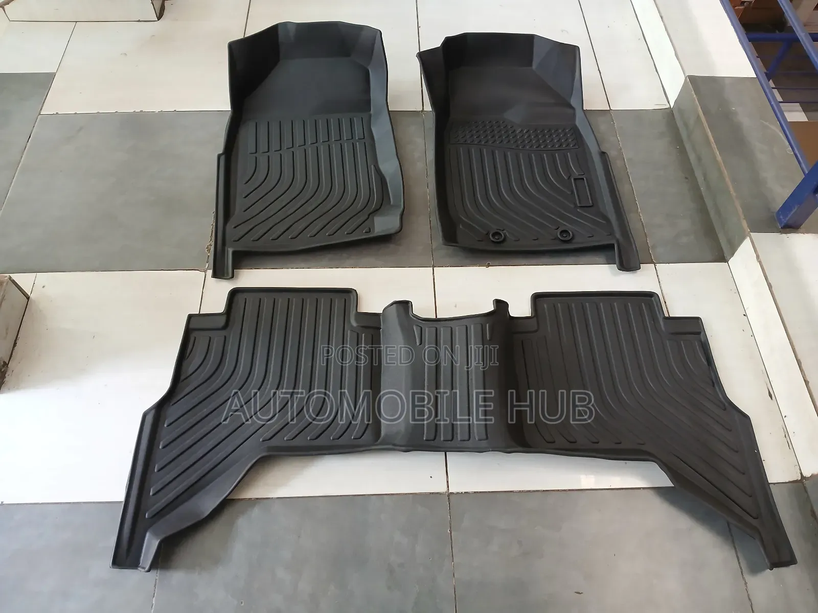 Isuzu Dmax Floor Mats 2015 + Waterproof, Non‐Slip Heavy