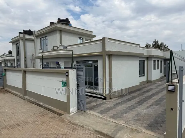 4bdrm Mansion in Mugutha, Ruiru for sale