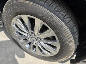 Toyota Land Cruiser 2024 Gray