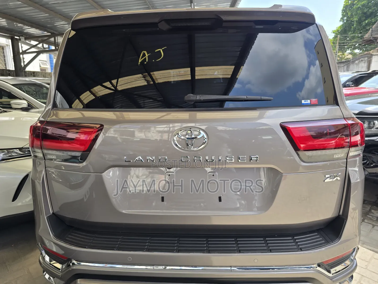 Toyota Land Cruiser 2024 Gray