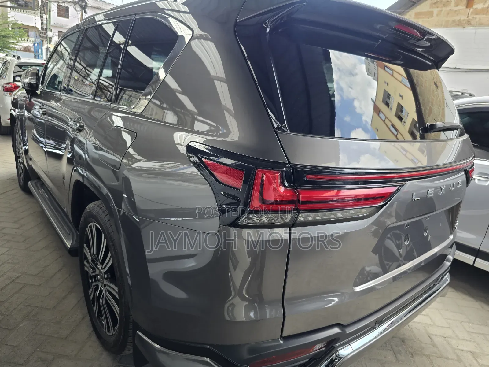 Lexus LX 600 2023 Gray