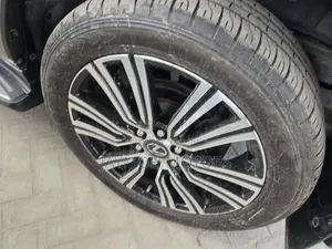 Lexus LX 600 2023 Gray